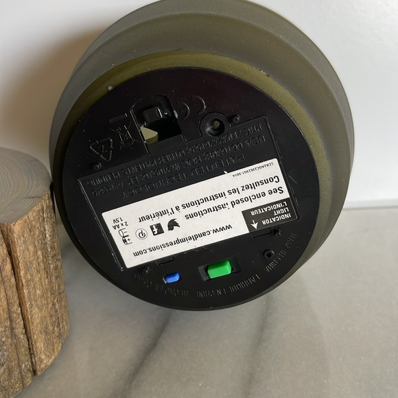 NWT- Candle Impressions Real Wax Flameless LED Glass Jar Candle, Moss Green - Picture 5 of 6